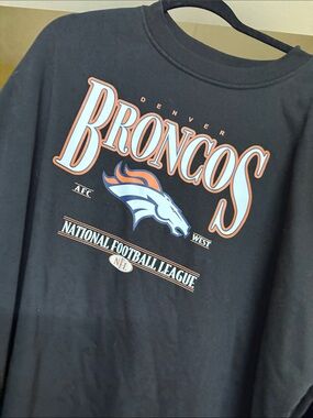 Denver Broncos Sweatshirt (NOT NFL GEAR)